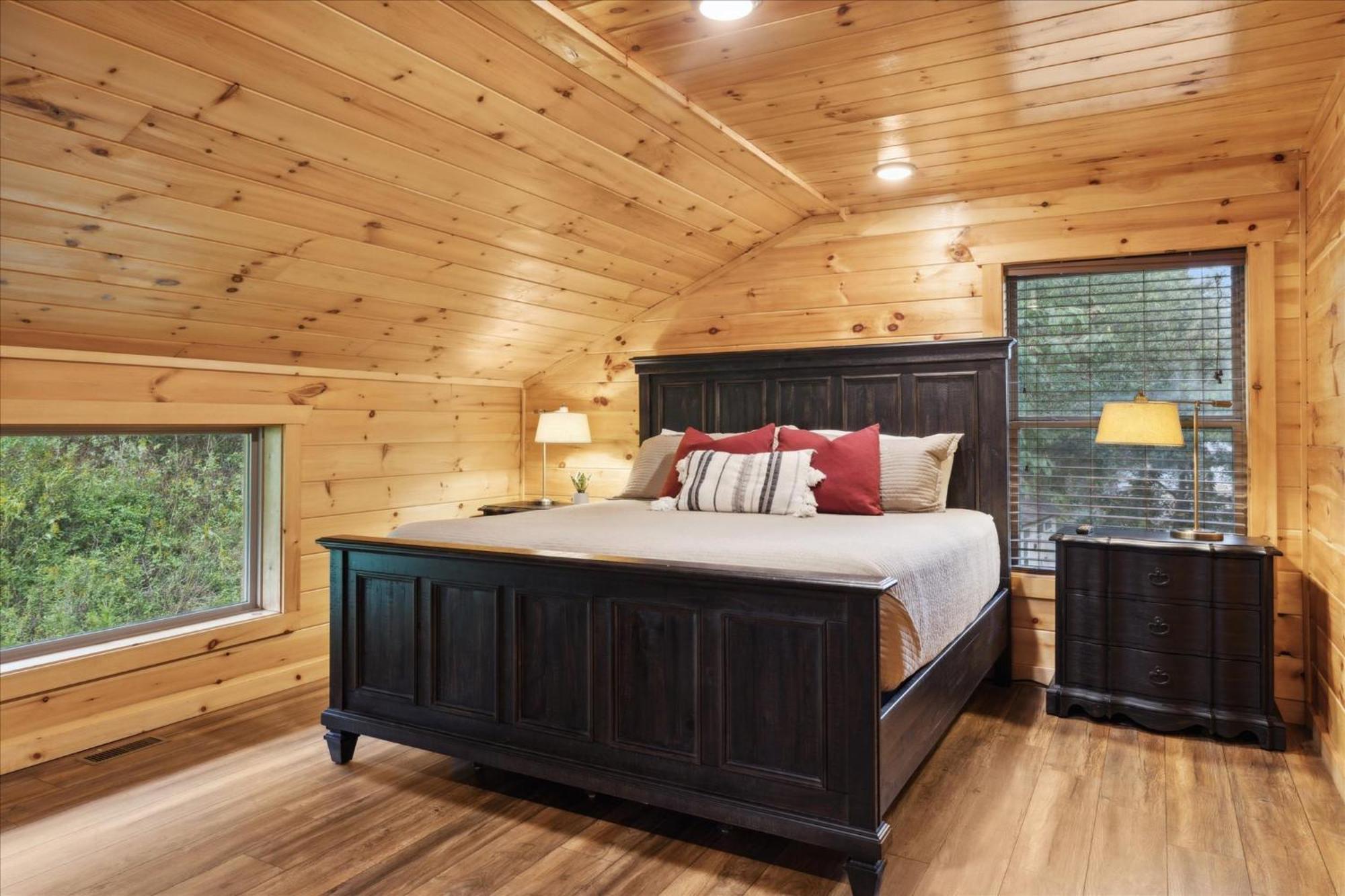 Hot Tub Fire Pit Game Room Theater Easy Access Sleeps 12 - Black Bear Lodge Пиджен-Фордж Экстерьер фото